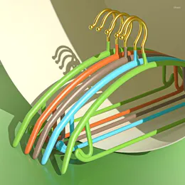 Wieszaki 10pc bez szwu ubrań wieszak złoty hak półkolisowy zanurzenie plastikowe grube i bez poślizgu