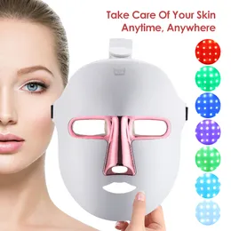 Gesichtsmassagegeräte wiederaufladbare LED -Maske 7 Farben P auf Therapie Schönheit Haut Verjüngung Home Hebelweißvorrichtung 230823