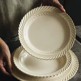 Блюдные тарелки Японесства белая однородная глазурная керамическая блюда стейк -тарелка западные продукты десерт Дом 230822