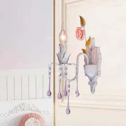Lâmpadas de parede American Garden Flower Decoration Room Lâmpada Bedroom Rosa Ferro Cristal Criança Criança