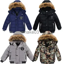 Płaszcz dla dzieci snowsuit chłopców z kapturem z kapturem Dzieci Zipper ciepłe odzież wierzchnią Dzieci Bawełniane ubrania zagęszczone kurtka 26T J230823