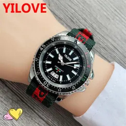 Montre de Luxe Nylon Strap Quartz Menas Meninas Assistem Automático Dating Mens Designer de Relógio Todo o Logo Men273v