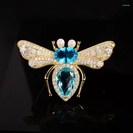 Brooches Cute Bee Luxury Micro-inlay Zircon Pearl High-end Clothing Accessories Suit Pin Broch Lady Wholesale Party Jewelry Gift