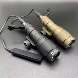 Jakt scopes Tactical Light Fick Lampe M300A Outdoor Lighting LEDS Högliumande med råtta svans och kronhuvud