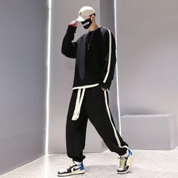 Turisti da uomo per tracce per tracce di moda uomo coreano primavera autunno set vestiti per le felpe di weatpants 2 pezzi impostati in alto jogging 230823