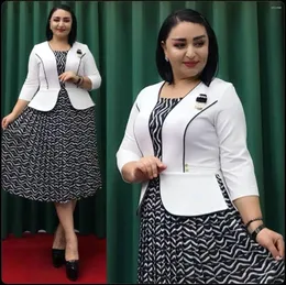 مكتب الملابس العرقية سيدة Maxi Dress African Abayas for Women 2023 Turkey Dashiki Cloths بالإضافة إلى حجم طباعة خط رداء Femme