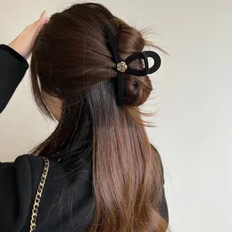 Akcesoria do włosów na nakrycia głowy 12 cm moda kobiety pazur eleganckie camellia dziewczęta barrette do włosów do włosów klip klipu Ponytail Prezent 230823