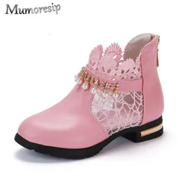 ブーツMumoreSip Princess Girls Boots Kidsankle Boots Lace Fabric Sweatess Princess Sweet Children Ankle Shoes Autumn Winter Boots 230823