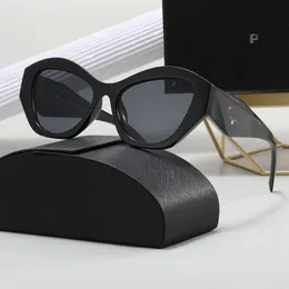 Óculos de sol de designer de luxo para mulheres óculos com óculos de sol Caso protetor Eyewear Oval Frames Designer de óculos de sol personalizados Driving Travel Beachwear