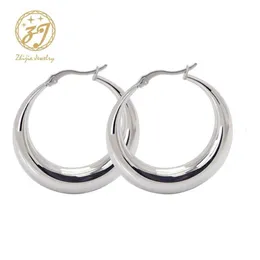 Zhijia Stainless Steel Jewelry 귀걸이 두꺼운 캐주얼 한 단순한 라운드 작은 실버 후프 귀걸이 203W