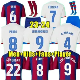 Pedri Futbol Formaları Lewandowski Gavi 2023/24 Kit Ansu Fati Barcelonas Ferran Raphinha F. de Jong Gundogan Camiseta De Futbol Futbol Gömlek Erkek Çocuk Kitleri UNFORY