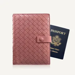 Designer Passport Cover Travel Wallet äkta läder Pass PAG ENKEL DOKUMENT SKYDDSFALL lyx varumärke 100 fårläder Multi -kortplats 2023 NYTT