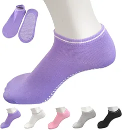 Спортивные носки для батутных носков для женской йоги с ручками.