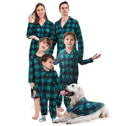 Familj matchande kläder mamma dotter pappa son baby hund matchande pyjamas set julfamilj look mjuk rutig sömnkläder tjock varm loungekläder pjs 230825