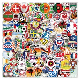 100 PCS Dünya Kupası Futbol Çıkartmaları Çıkartmaları Kaykay Motosiklet Dizüstü Bilgisayar Telefon Araba Bagajı Serin Sticker Sticker