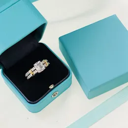 Designer Ring Pierścienie dla kobiet luksusowe biżuterię Kolekcja zmysłowa róża srebrna platowana wielkości dostępny tytanowy stop stalowy pierścień stopowy