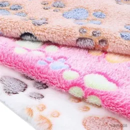 Cucce per cani Accessori per cucce Morbida coperta per animali domestici di alta qualità Simpatico cartone animato Tappetino per animali domestici e comoda coperta per cani gatti R230825