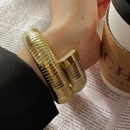 Boguń szerokie paski elastyczne bransoletki dla kobiet minimalistyczne grube bransoletki eleganckie ręcznie robione biżuterię