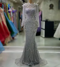 2023 augusti Aso Ebi Silver Mermaid Prom Dress Beaded Crystals Sexig Evening Formal Party Second Reception födelsedagsengagemang klänningar klänningar mantel de soiree zj715