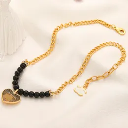 Женские буквы подвесной ожерелья Peach Heart Crystal Outstone Designer Designer Jewelry Gold Pearl Christmas Gift