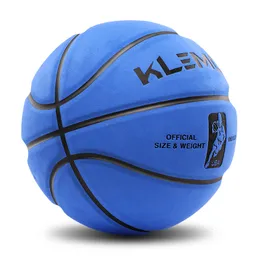 Bolas de basquete de pele no 7 textura de couro macio ao ar livre resistente ao desgaste letras personalizadas observações bola de personalização de texto 230824