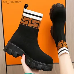Yeni 2022 Sonbahar Kış Çift Çorap Ayakkabı Kalın Solmuş Günlük Boyut Net Kara Örme Kısa Botlar Kadın Botas De Muj 8636