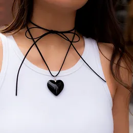 European and American Designer heart love necklace luxury jewelry with adjustable wax thread choker necklaces for simple and personalized love pendant necklaces