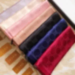 Designer-Schal Designer Ms Europa und Amerika Buchstabenstreifen Kaschmirimitat doppelseitig warm halten Schals Jacquard-Quasten-Modeschal Das Neue