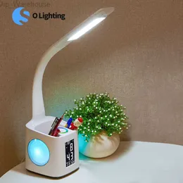 Ny LED-skrivbordslampa USB-laddning Nattljus Alarmklocka Termometer Kalender 3-nivå Dimmer bordslampa med pennhållare med fläkt HKD230824
