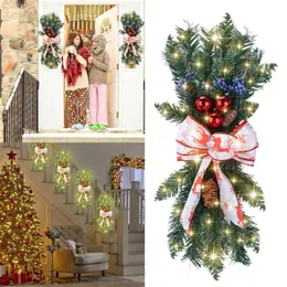 Outros suprimentos para festas de eventos Cordless Prelit Stairway Trim Guirlandas de Natal para porta da frente Janela de parede de férias Luzes de guirlanda suspensas com temporizador 230824