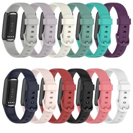 Zastępcze pasmo bransoletki pasek na nadgarstek wodoodporne opaska Sport miękkie silikonowe paski do Fitbit Luxe Smart Watch Band