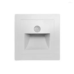 Nattlampor PIR Motion Detector Sensor LED Stair Light Infrared infälld steg Stegra trappa sovrum Mänskligt induktionslampa 110V-240V