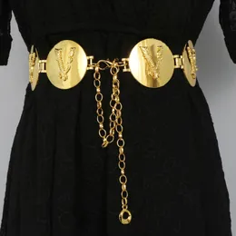 Midjekedjebälten Round Gold Color Silver Alphabet Belt Luxury Dress Lång midjekedjedesigner Womens Fashion Accessories 230825