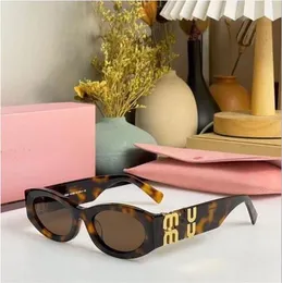 A112 Women's Same Type Oval Frame Eyeglass Classic Designer Anti-glare UV400 Premium Plate Sunglasses M054