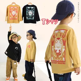 Pojkar tecknad bokstav tryckt casual t-shirt 2023 Autumn Kids Round Collar Long Sleeve Tees Fashion Children All-Matching Bottom Tops Z3665