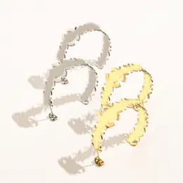 Designer de ouro com marca charmosa feminina amor presente brincos de argola acessórios de joias de moda