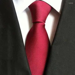 Bow Ties 8cm röda slipsar för män bröllopsfest fast färgbredd nackmode affärsdräkt tillbehör gravatas grön orange gul