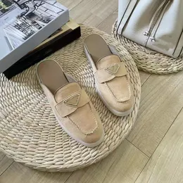 حذاء جلدي من جلد الغزال بغل أحذية غير رسمية Sabots طباشير أبيض في بيلس Scamosciata chaussures