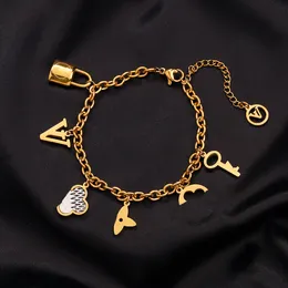 Charm-Armbänder, Designer-Schmuck-Armband, 18-karätige Vergoldung, Ketten, Handkette, Markenbrief für Männer und Frauen, Liebhaber, Mode, Edelstahl-Schmuck, Geschenk-Accessoire