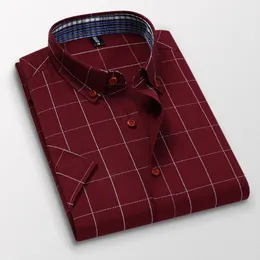 Herrklänningskjortor tfetters sommar män kort ärm pläd skjorta smal casual knapp upp stor storlek m5xl antiwrinkle soft 230826