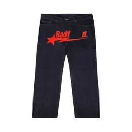 2023 Tasarımcı Mens Jeans Üniversitesi Y2K Bad Friend Hip Hop Mektubu Baskılı Siyah Pantolon Erkek Moda Moda Gündelik Kaya Geniş Ayak Bulbalı Pantolon Sokak Giyim 230320 Y99