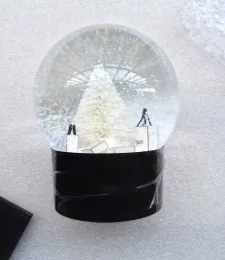 2023 CClassics Snow Globe With Christmas Tree Inside Carm Decoration Crystal Ball Special Novelty Christmas Gift With Present Box