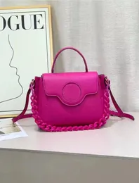 2023 Ho Designer Versageky Bag Bag حمل الكتف حقيبة اليد حقيبة رسول فاخرة رجال للرجال امرأة الصيف سلسلة جديدة سعة كبيرة بو الماكياج ب.
