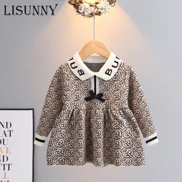 Pullover Autumn Winter Girl Sweater Dress Princess Barn Baby tröja barn Tyg Pullover Sweet Sticked Dressrs Bow Jumper 1-5y 230826