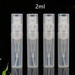 زجاجة العطور 100pcslot 2ml زجاجة البخاخ البلاستيكية الصغيرة ناعمة رذاذ العطور عينة قوارير مضخة صافية atomizer 230826