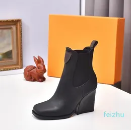 Kadın Cowhide Fermuper Metal Toka Tasarımcı Ayak bileği BOOT% 100 Deri Lady High Topuklu Moda Sonbahar Kış Kalın Topuk Kadın Ayakkabı Boyutu 35-42 Kutu