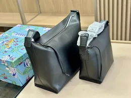 Öğle yemeği kutusu çantası 2023 Yeni Cubi23ss Cowhide Macaron Under Emfed Bag Omuz Çantası Tasarımcısı Bento Çantası Kadın Moda Çok Fonksiyonlu Klasik Klasik Mini Torba Toz Çantası Büyük Ve Küçük