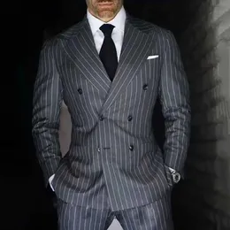 Striped Mens Suits na wesele wykonane na zamówienie podwójnie piersi dla mężczyzny Come pan młody 2-elementy Tuxedos Best Man Blazer Spods Q230828