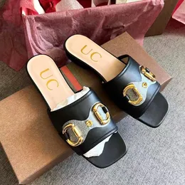 2024 New luxury designer slippers sandal pool slide heels sexy sandale Men Genuine Leather Mule Party high heel Summer beach Women Chunky heel Sliders loafer With box