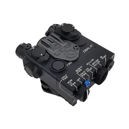 Torcia Tattica PEQ DBAL-A2 Stile - Luce Bianca 200 Lumen E Strobo, Per Binario Picatinny 20mm, Alimentata A CR123A, Con Pulsante E Pad A Pressione